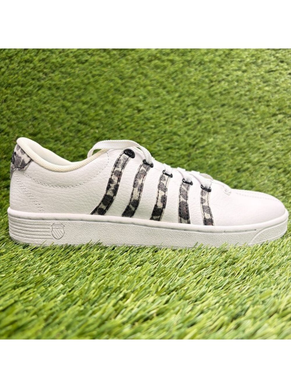K-Swiss Court Pro II Leopard Womens Size 8 White Black Athletic Shoes Sneakers